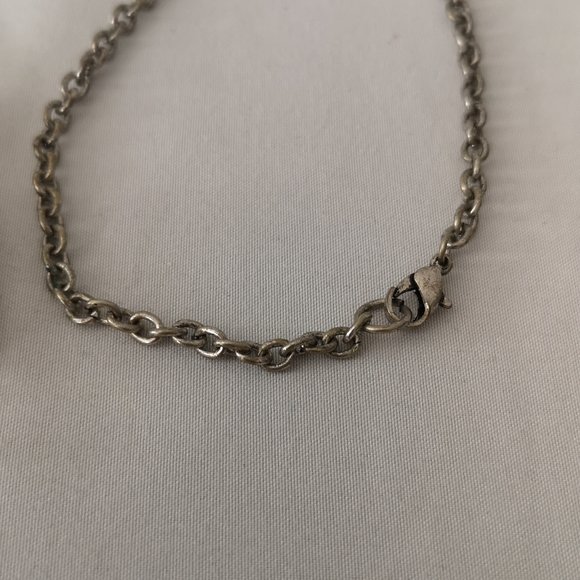 Silver-tone Owl Necklace w/ Amber Glass Eyes & Heart Details. Chain 13" Owl 2.5" - Picture 4 of 5